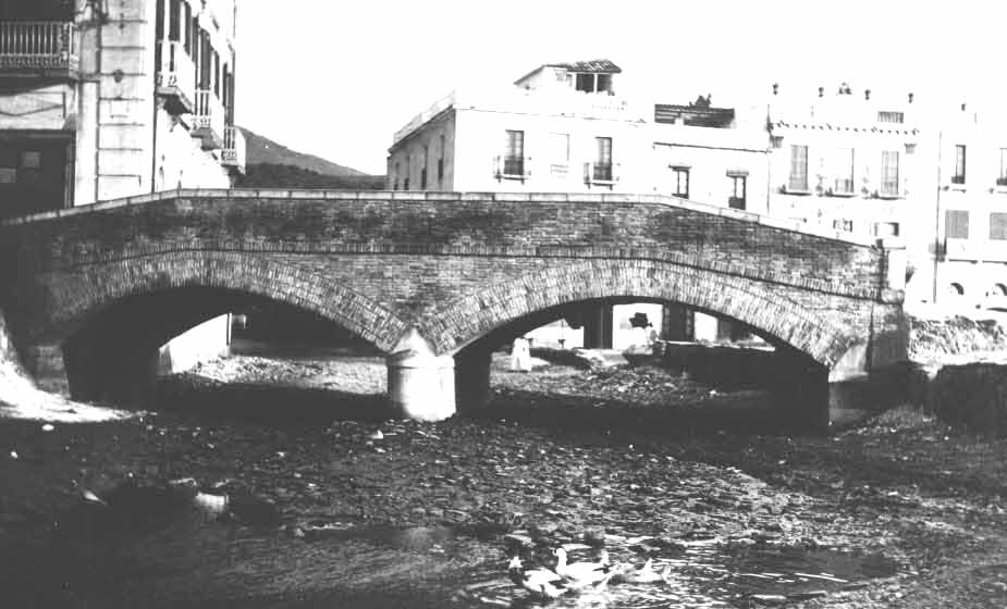 durch Hochwasser zerstrt im August 1921